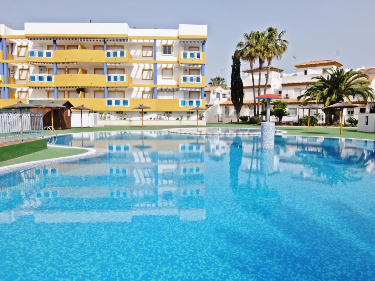 Apartamento Familiar Junto A La Playa De San Fernando - Oliva Dış mekan fotoğraf